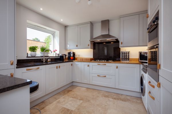 Cost of Cabinet Hardware Installation in Brentwood