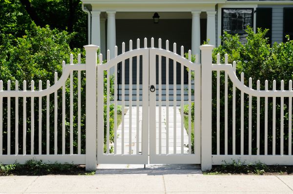 Cost of Fence Gate Adjustment in Brentwood