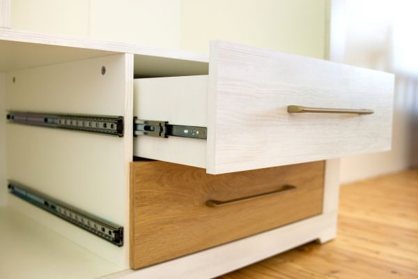 Cost of Pull Handle Installation in Brentwood