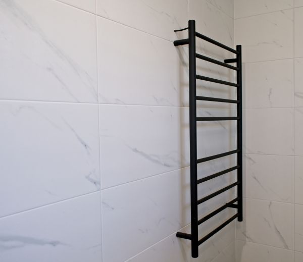 Cost of Towel Rack Installation in Brentwood